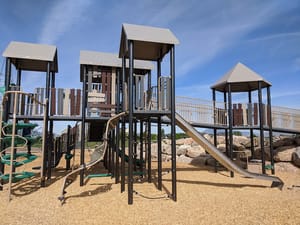 600 South Park photo 3