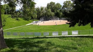 Lindsey Gardens photo 3