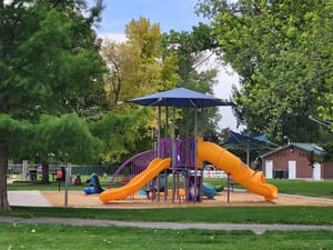 Riverdale Park photo 2