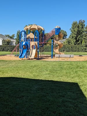 Summercrest Park photo 1